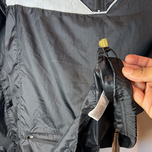 Nike Run Chi Chicago Marathon Jacket 
Size L
Black/Blue/3M - Picture 16 of 16